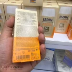 کرم ضد آفتاب ضد جوش فیوژن واتر اویل فری SPF 50 ایزدین