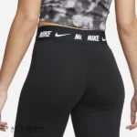 لگ زنانه نایک مدل sportswear Bike Shorts